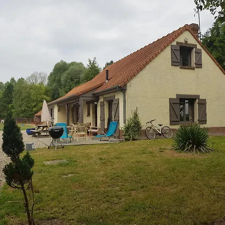 Les Portes Des Froises Saint-Quentin-en-Tourmont Exterior photo